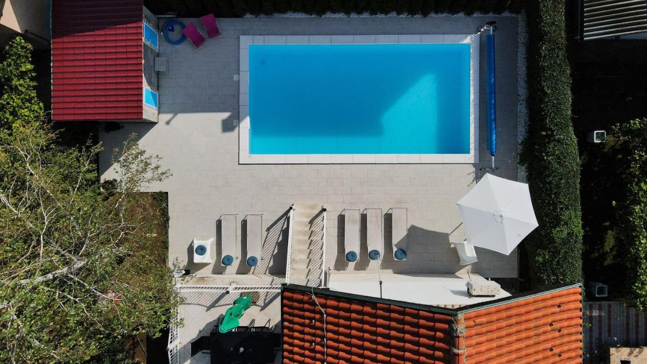Villa Mina Kladovo, 5-Bedroom Villa With Pool For Up To 12 People Buitenkant foto