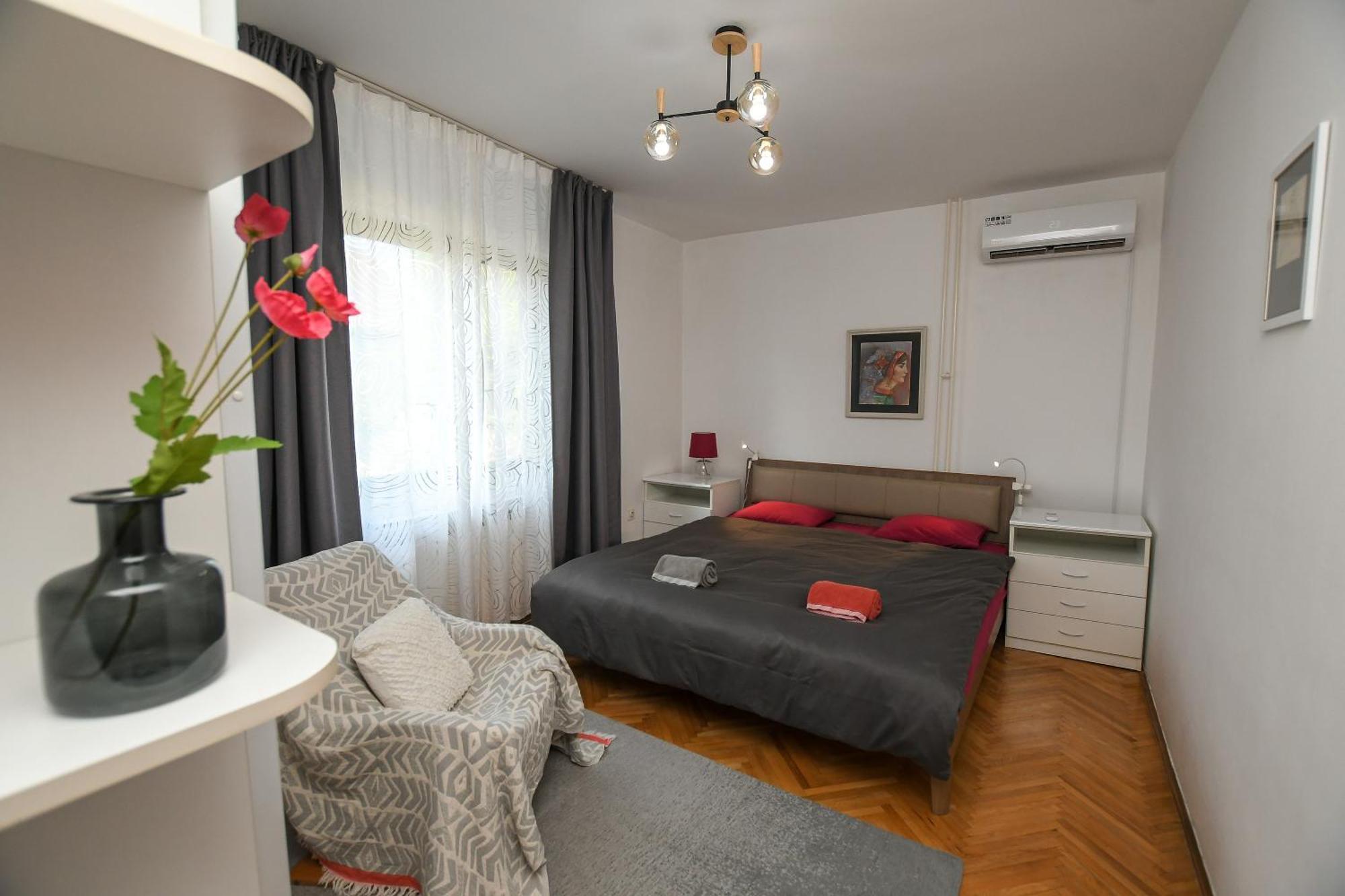 Villa Mina Kladovo, 5-Bedroom Villa With Pool For Up To 12 People Buitenkant foto